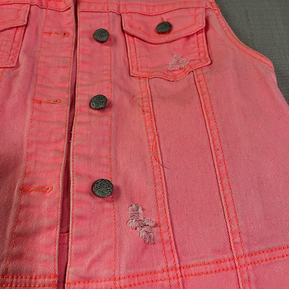 Vanity Vest - Picture 4 of 6